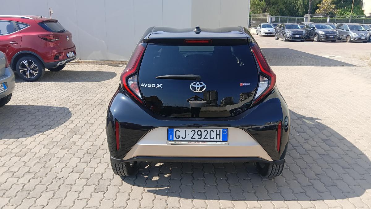 Toyota Aygo X 1.0 VVT-i 72 CV 5 porte Trend